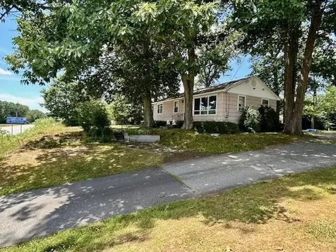 220 Calef Highway Epping NH 03042