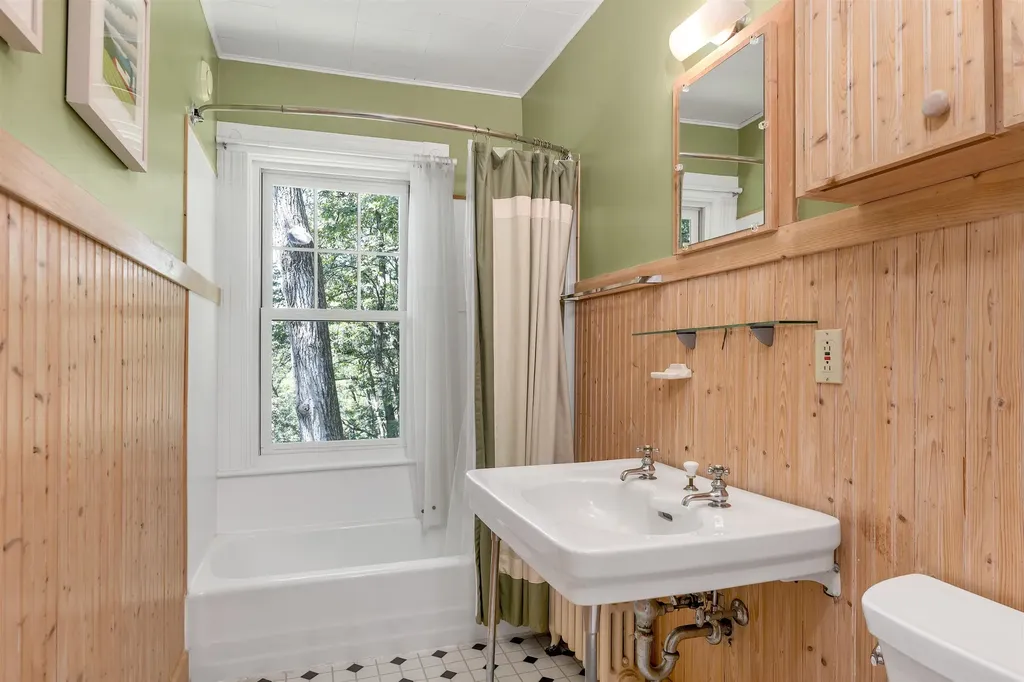 36 East Wilder Road Lebanon NH 03784