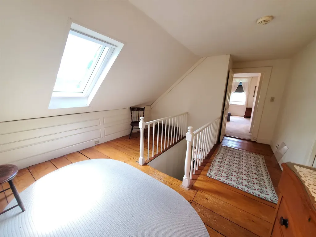529 Lockehaven Road Enfield NH 03748