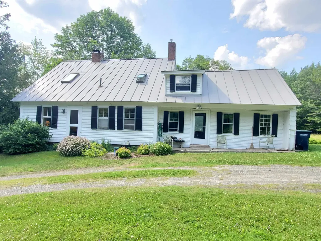 529 Lockehaven Road Enfield NH 03748