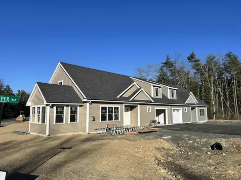 2 Striper Way Wells ME 04090