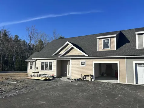 2 Striper Way Wells ME 04090