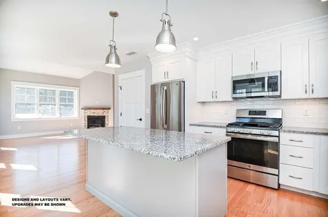 2 Striper Way Wells ME 04090