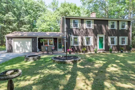 20 Louise Lane Fremont NH 03044