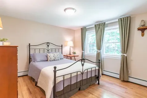20 Louise Lane Fremont NH 03044