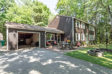 20 Louise Lane Fremont NH 03044