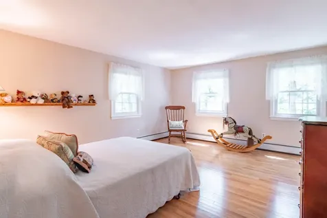20 Louise Lane Fremont NH 03044