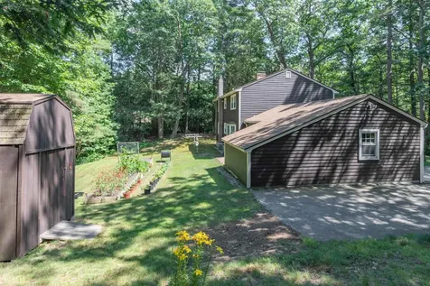 20 Louise Lane Fremont NH 03044