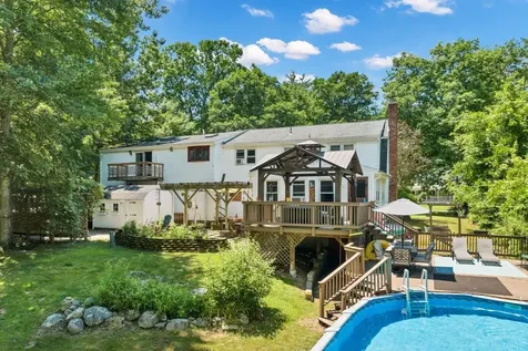 31 Elk Drive Bedford NH 03110