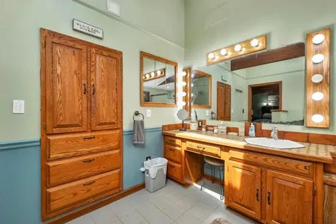 31 Elk Drive Bedford NH 03110