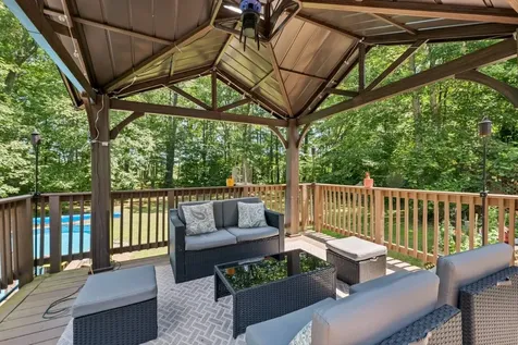 31 Elk Drive Bedford NH 03110