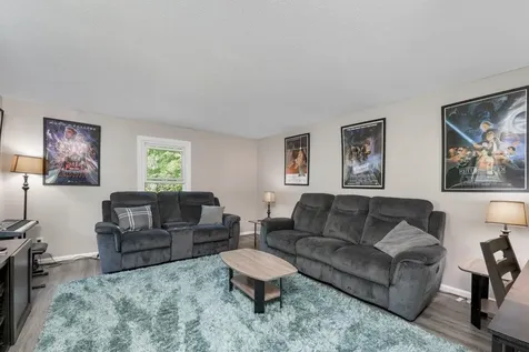 31 Elk Drive Bedford NH 03110