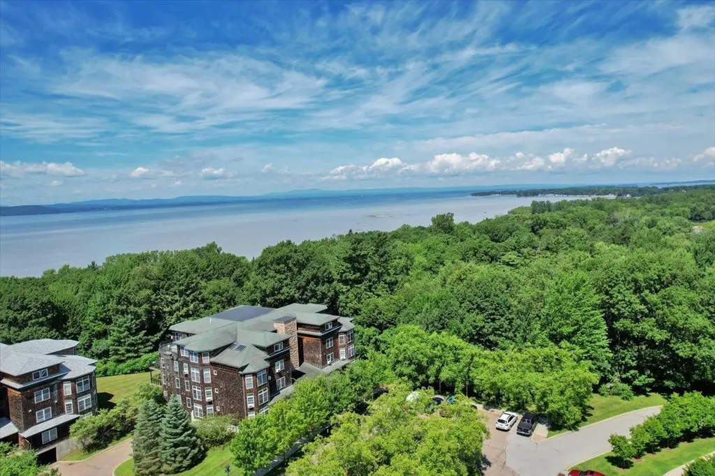 83 Claire Point Road Burlington VT 05408