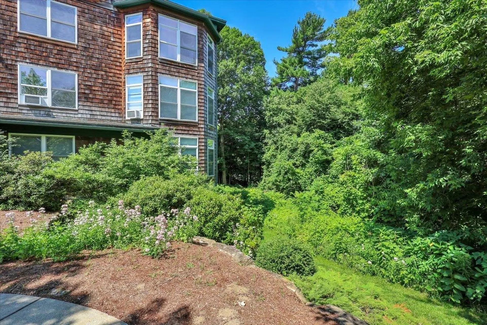 83 Claire Point Road Burlington VT 05408