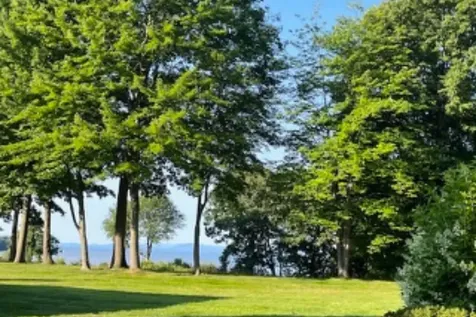 83 Claire Point Road Burlington VT 05408