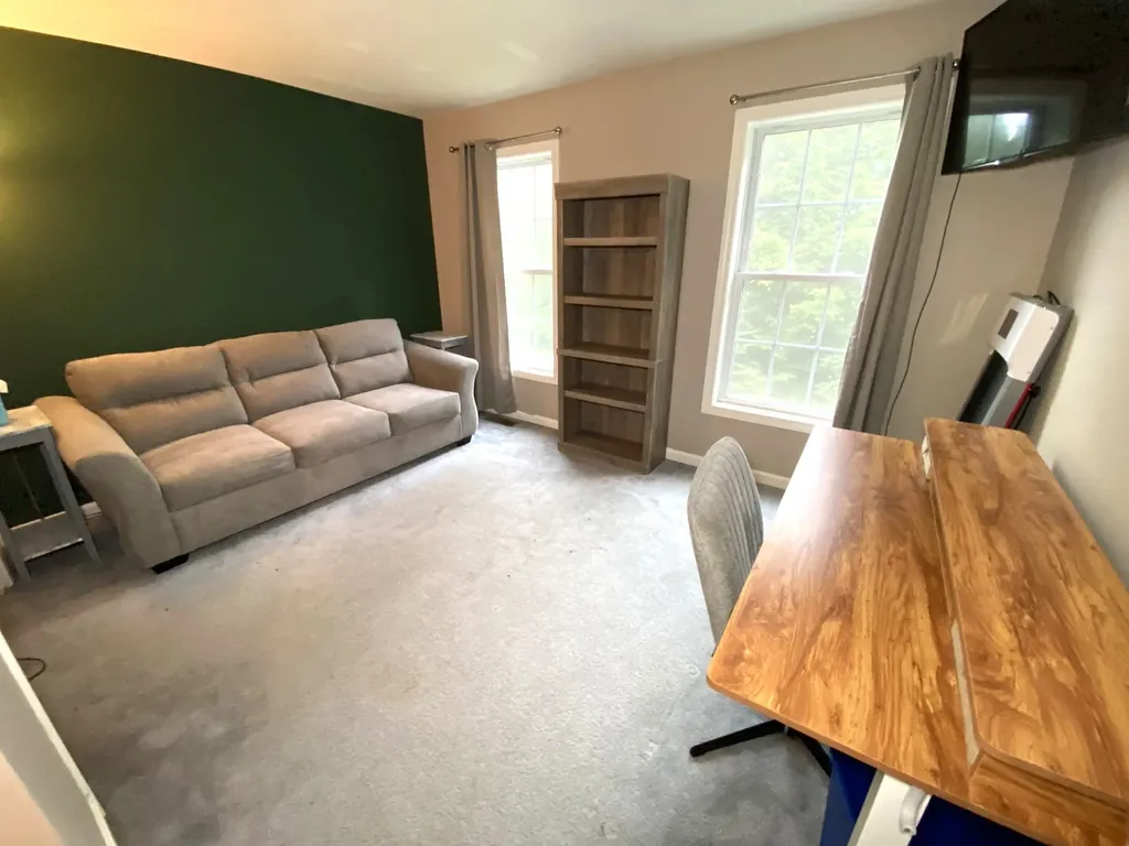 27 Winterberry Lane Weare NH 03281