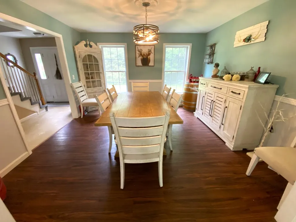 27 Winterberry Lane Weare NH 03281