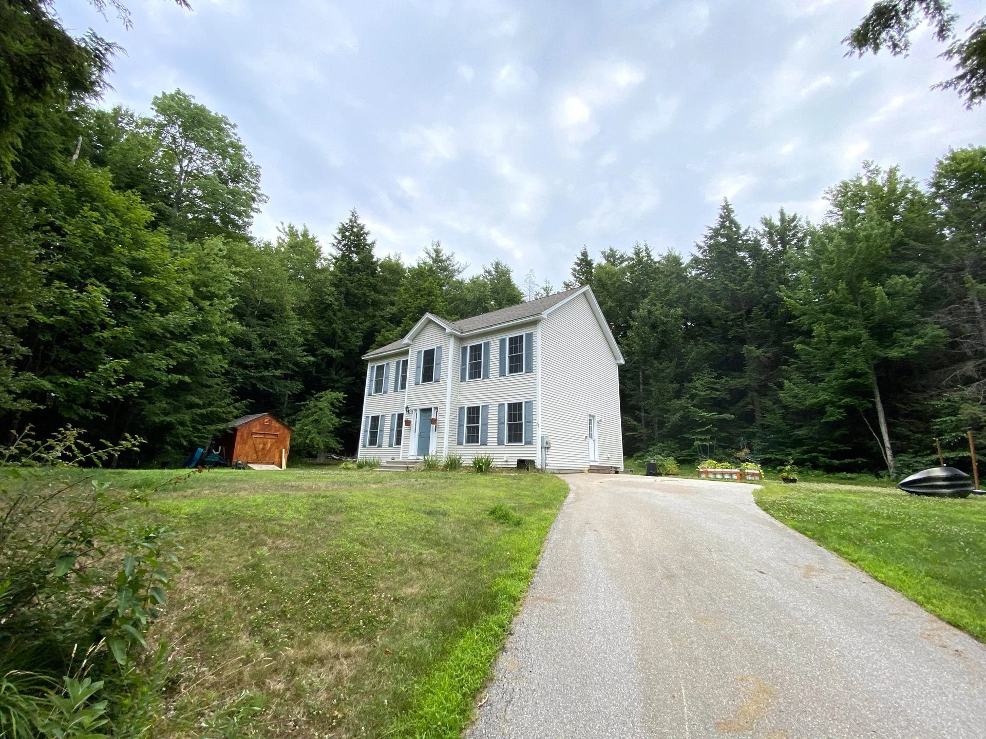 27 Winterberry Lane Weare NH 03281