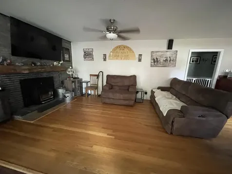 10 Allen Street Newport NH 03773