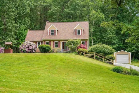 21 Crystal Drive Hampton Falls NH 03844