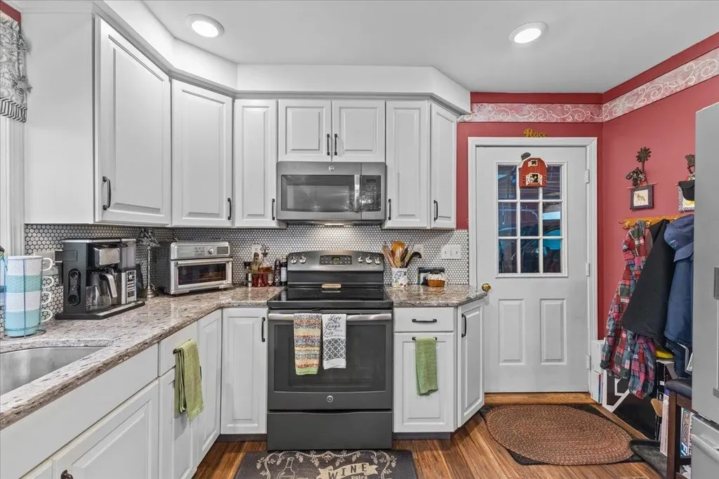 7 Hopkins Street South Burlington VT 05403