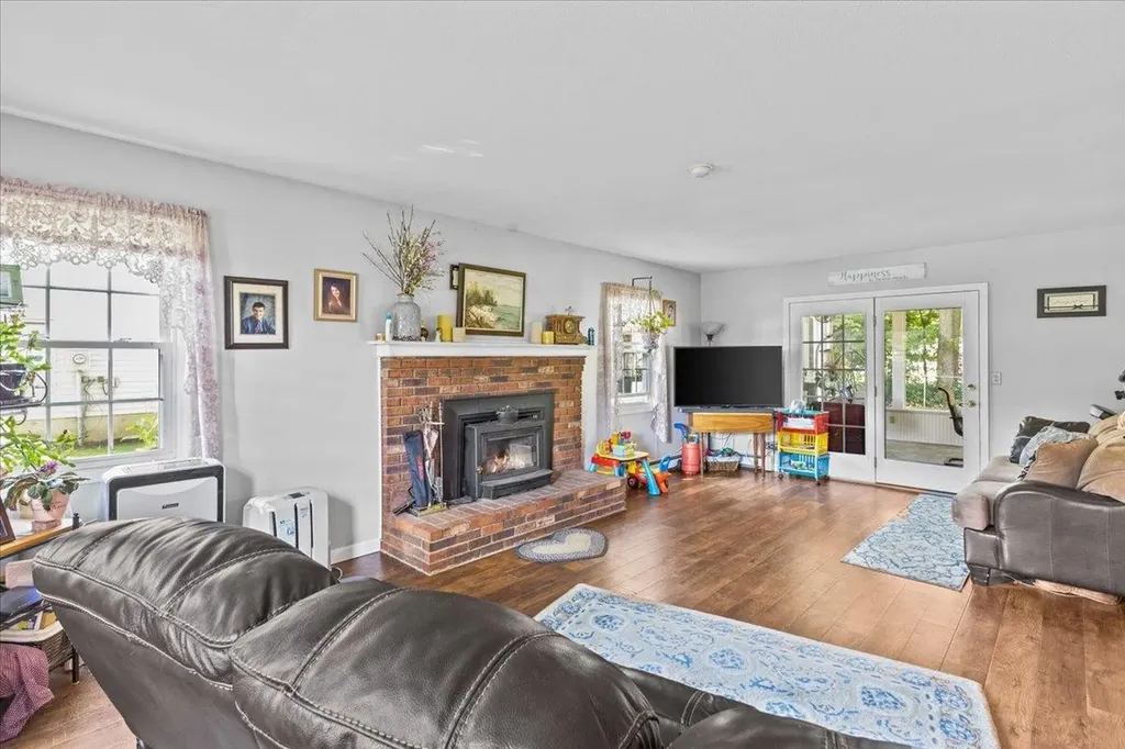 7 Hopkins Street South Burlington VT 05403