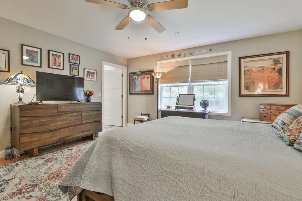 5 Mulligan Way Kingston NH 03848