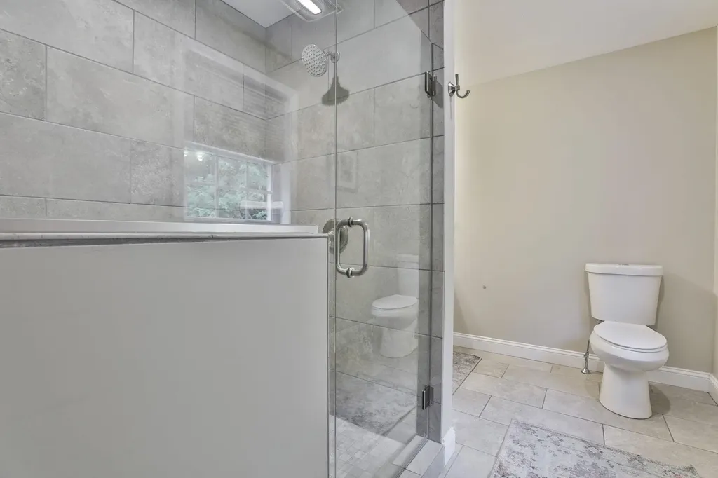 5 Mulligan Way Kingston NH 03848