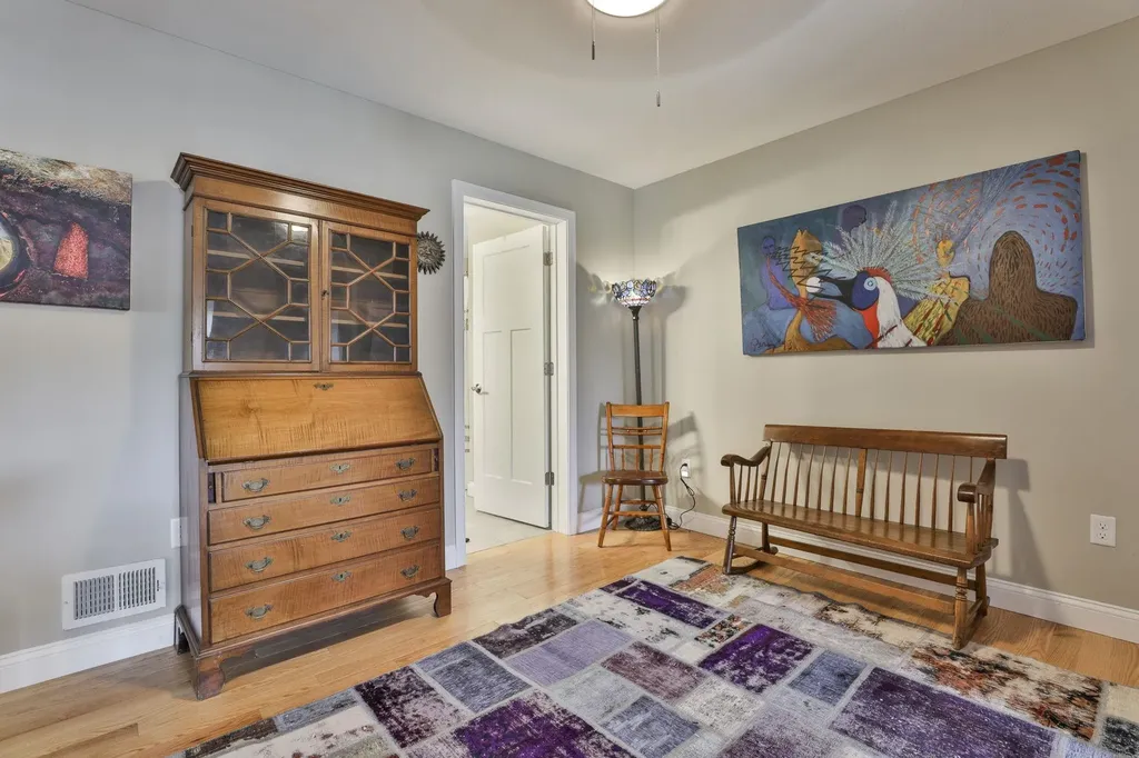 5 Mulligan Way Kingston NH 03848