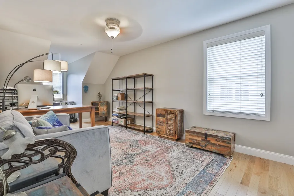 5 Mulligan Way Kingston NH 03848