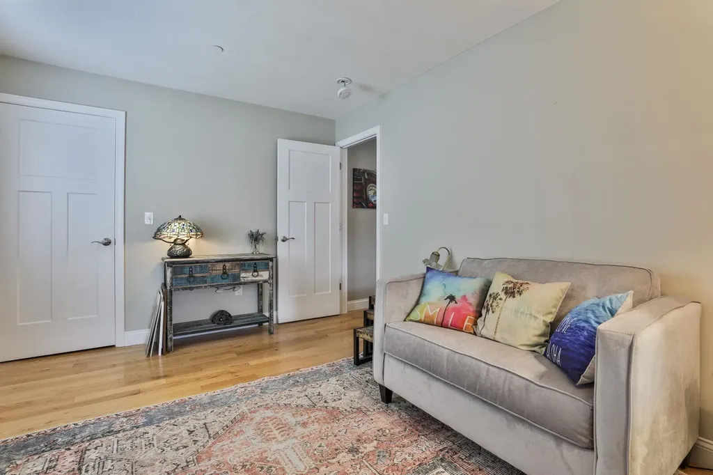 5 Mulligan Way Kingston NH 03848