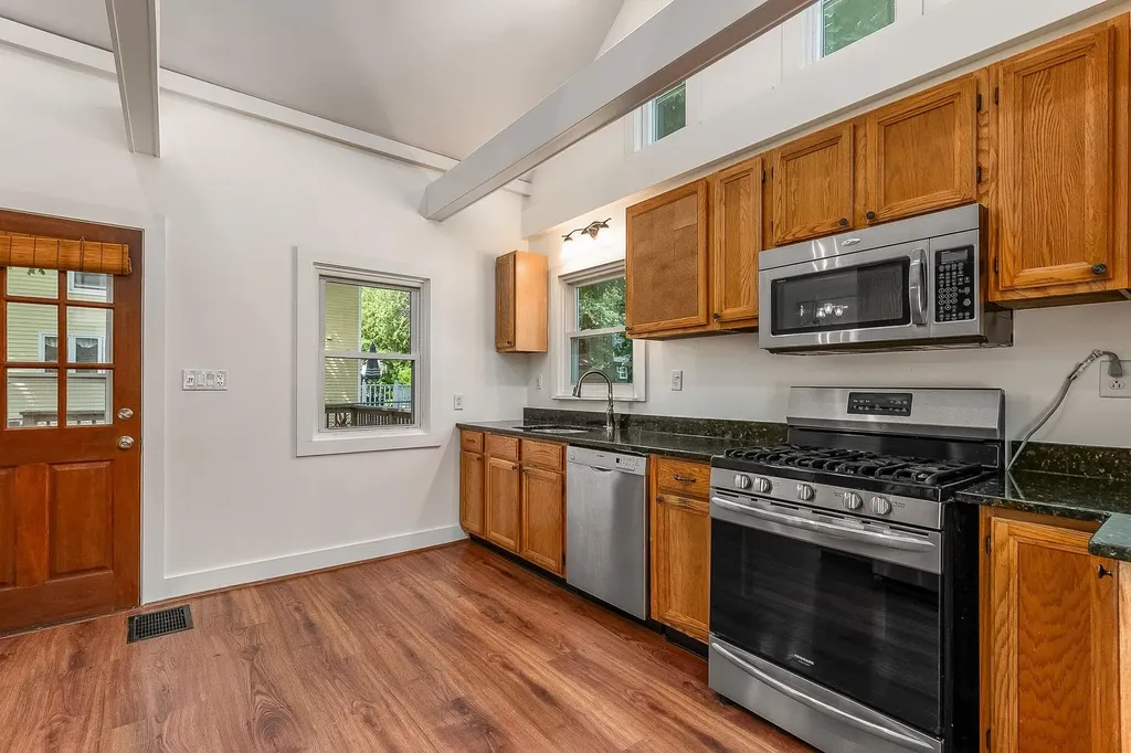 247 Dennett Street Portsmouth NH 03801