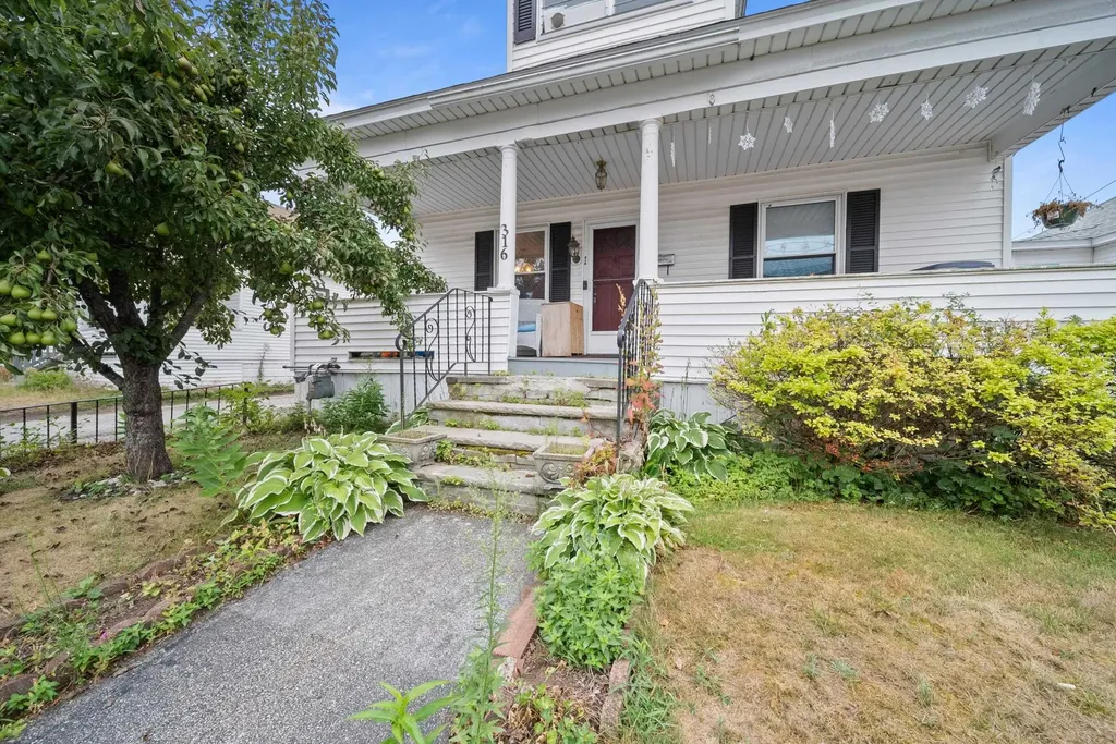316 Amory Street Manchester NH 03102