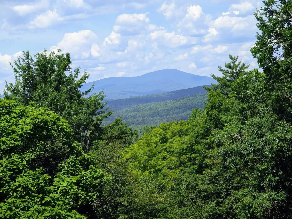 843 Gould Hill Road Hopkinton NH 03229