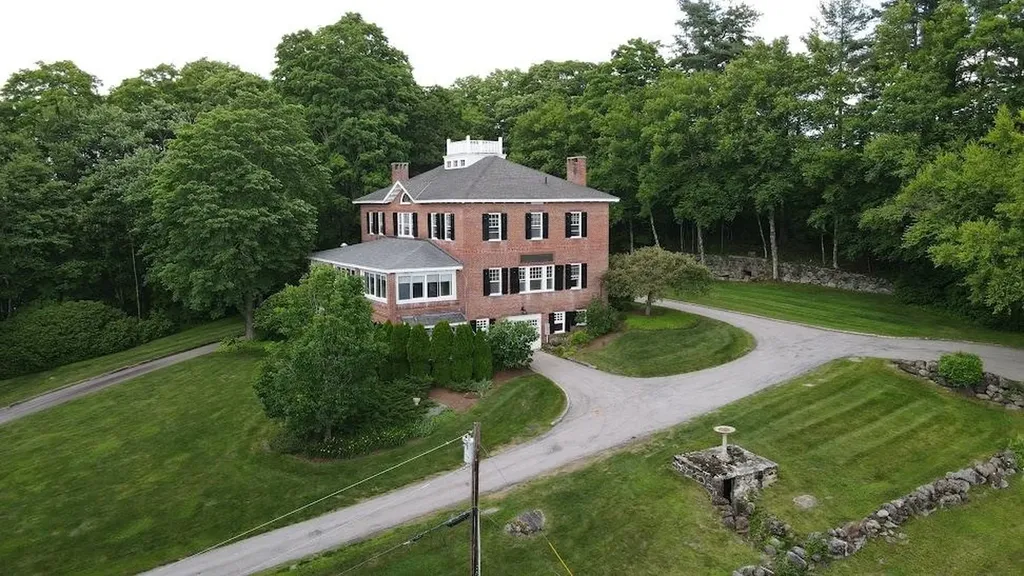 843 Gould Hill Road Hopkinton NH 03229
