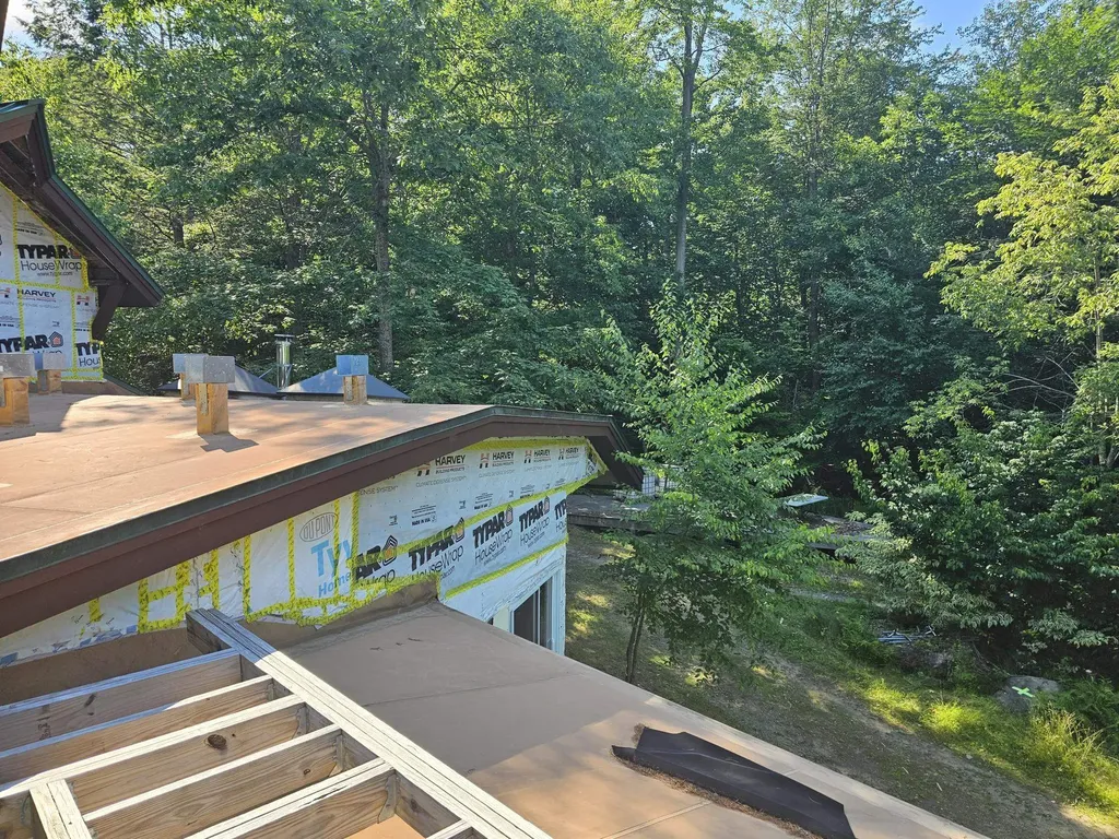 319 W. Lake Road Fitzwilliam NH 03447