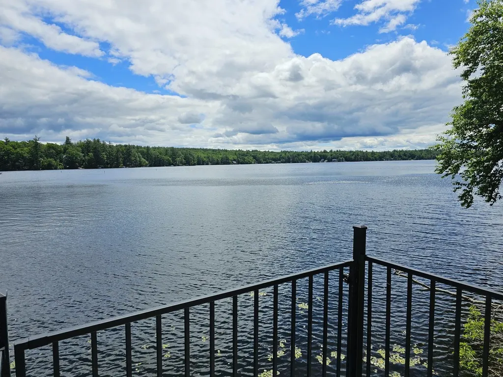 319 W. Lake Road Fitzwilliam NH 03447