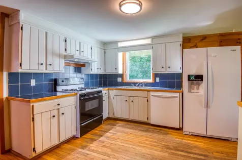 327 Vittum Hill Road Sandwich NH 03227