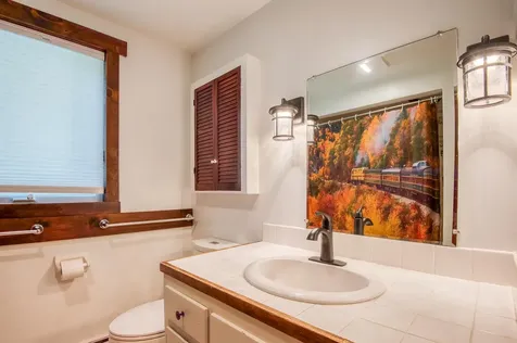 327 Vittum Hill Road Sandwich NH 03227