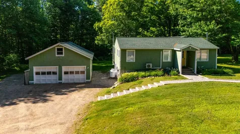 327 Vittum Hill Road Sandwich NH 03227