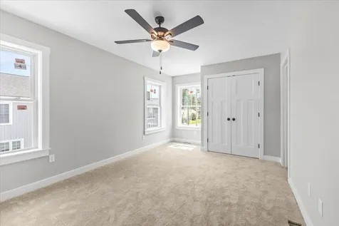 27 Gardner Lane Waterbury VT 05676