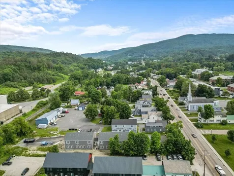 27 Gardner Lane Waterbury VT 05676