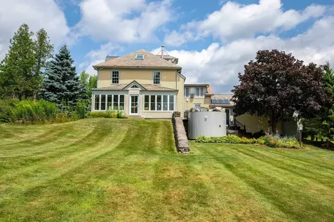 1016 West Road Manchester VT 05254