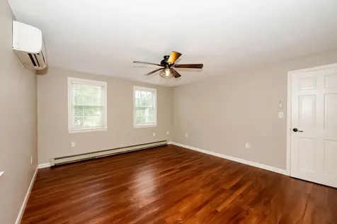 4 Pray Street Rochester NH 03868