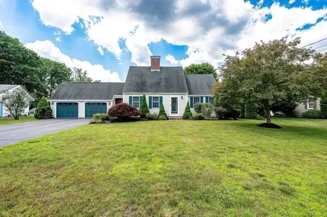 4 Pray Street Rochester NH 03868