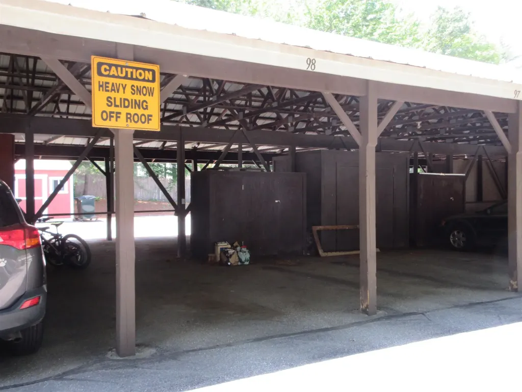 98 Morningside Commons Brattleboro VT 05301