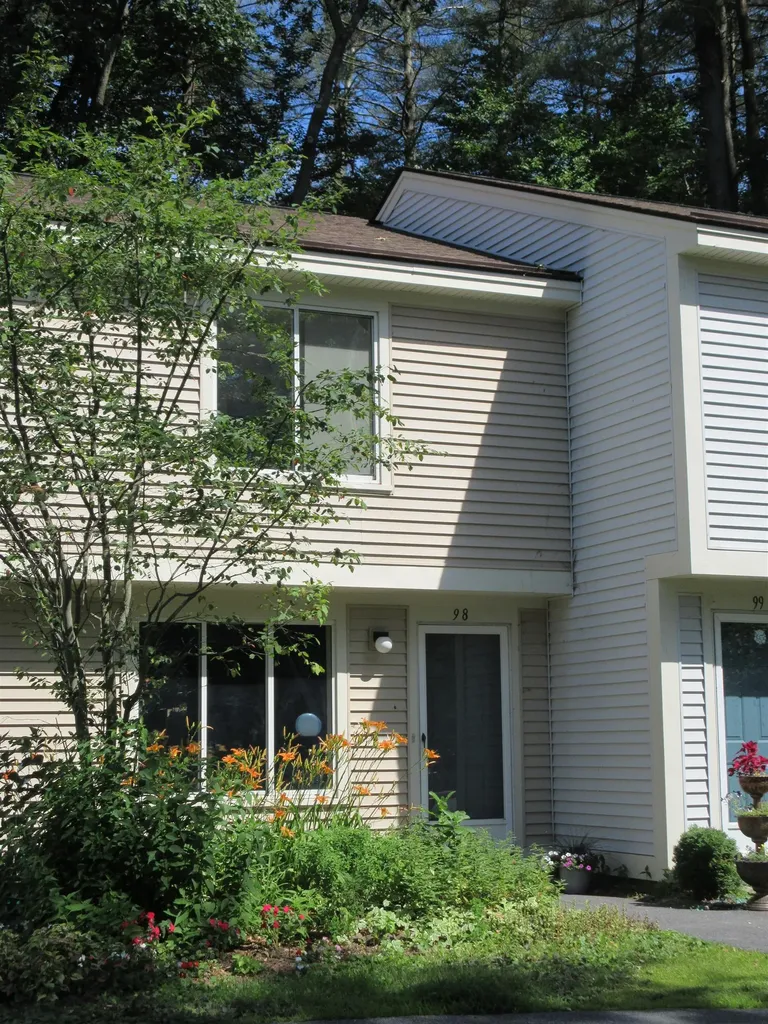 98 Morningside Commons Brattleboro VT 05301