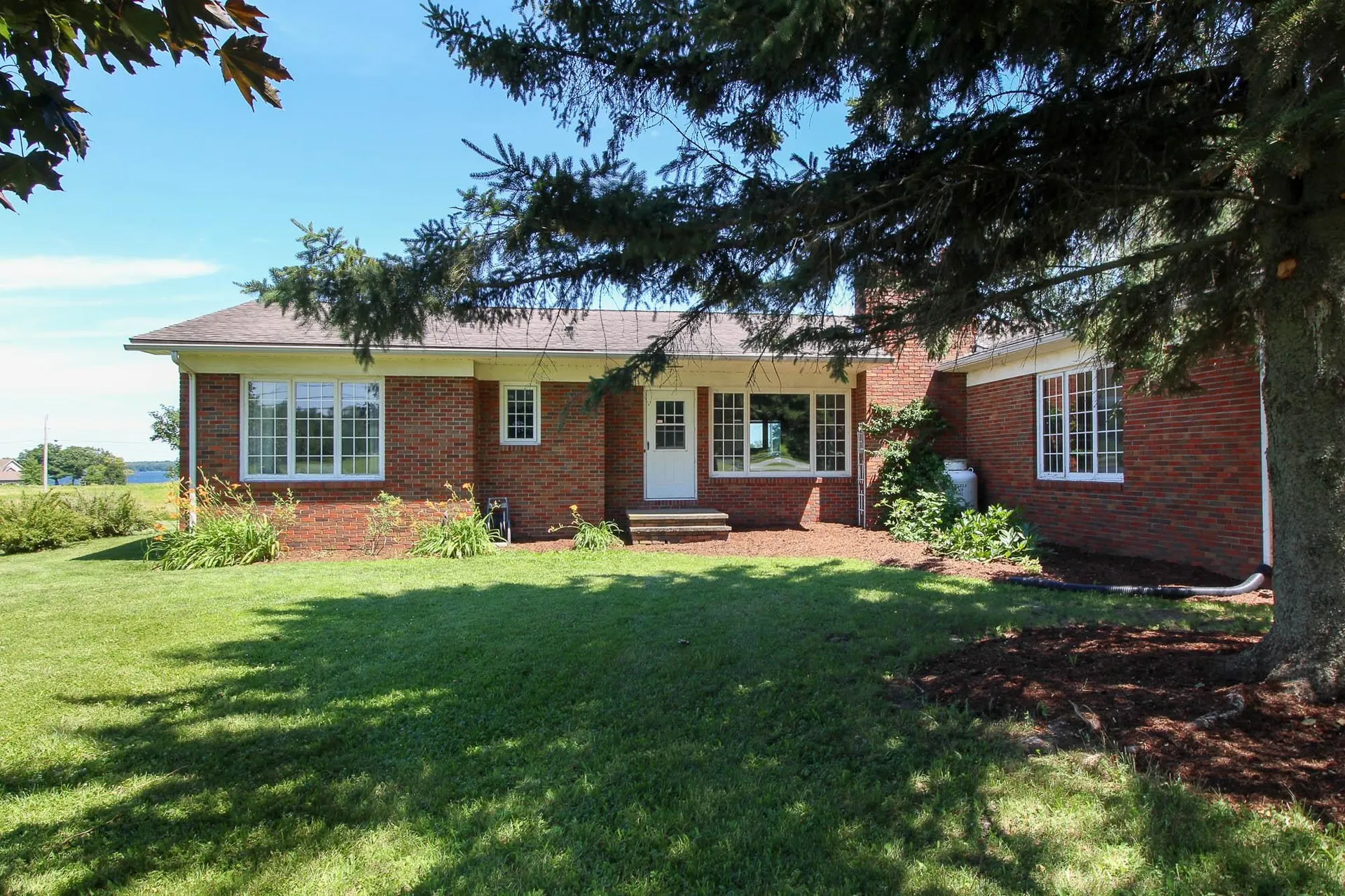 11 Four Winds Lane North Hero VT 05474