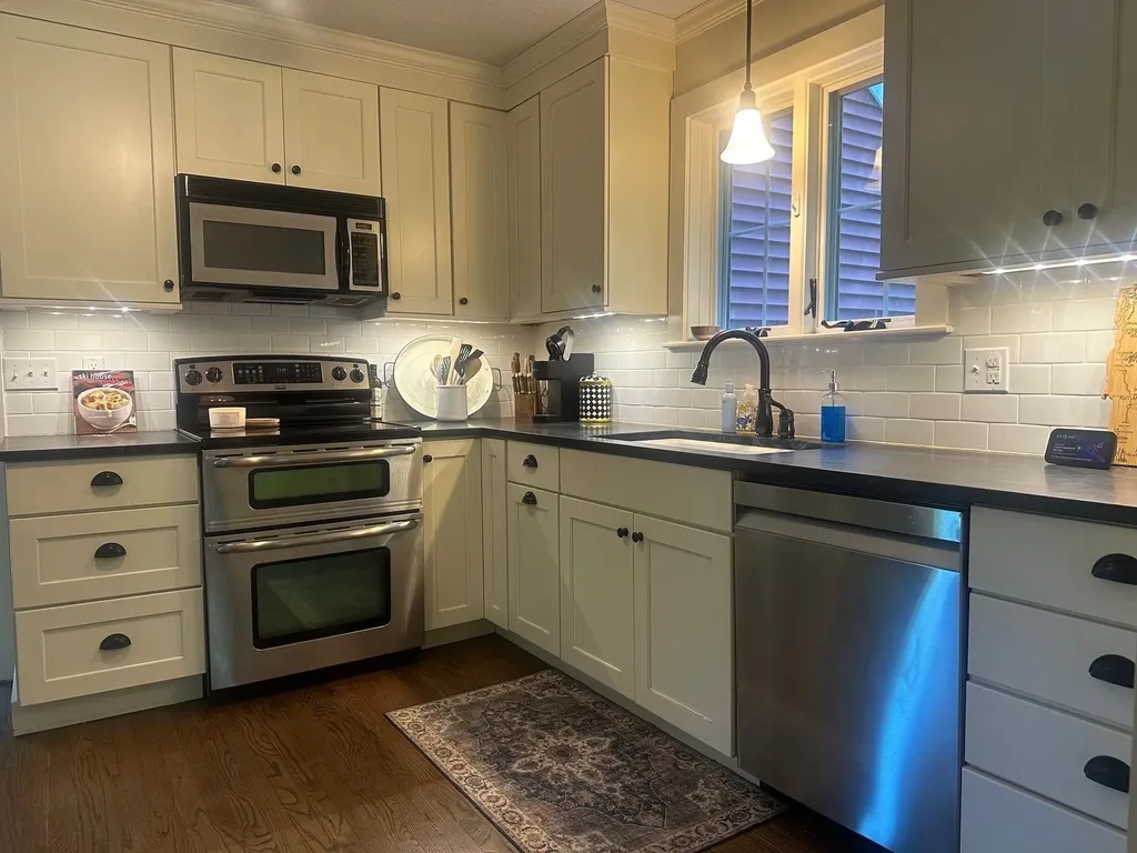 335 Carlen Street Manchester VT 05255