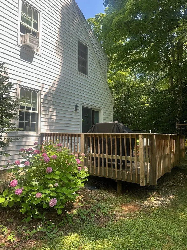 335 Carlen Street Manchester VT 05255